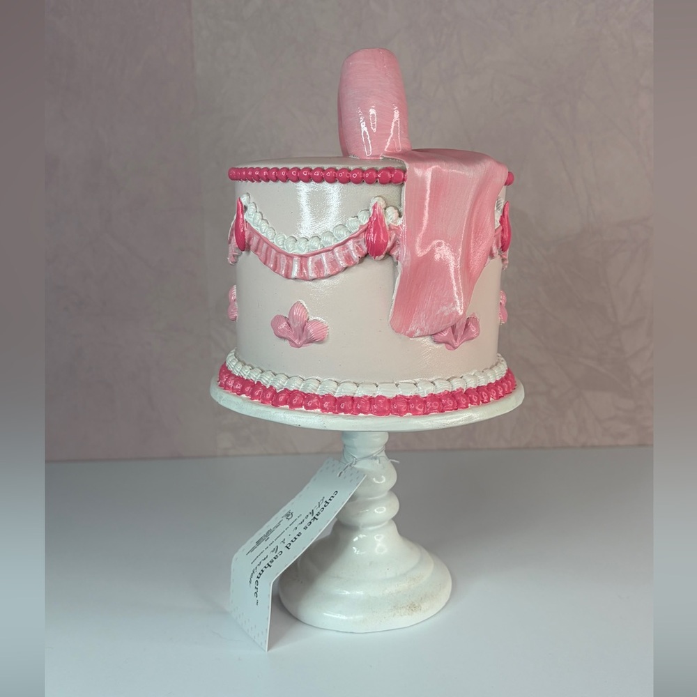 Cupcakes and Cashmere Pink and White Decorative Cake with Bow - Picture 6 of 14
